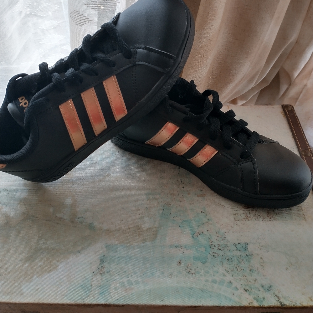 Gold Black Girl Adidas